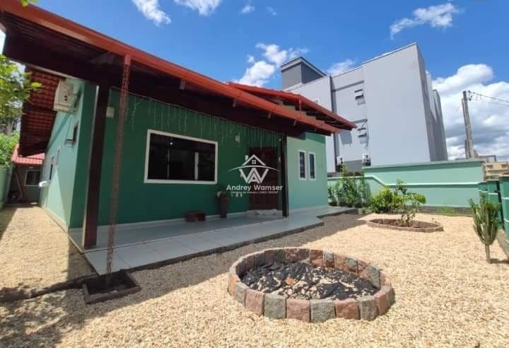 Casa no Bairro Rio Morto
