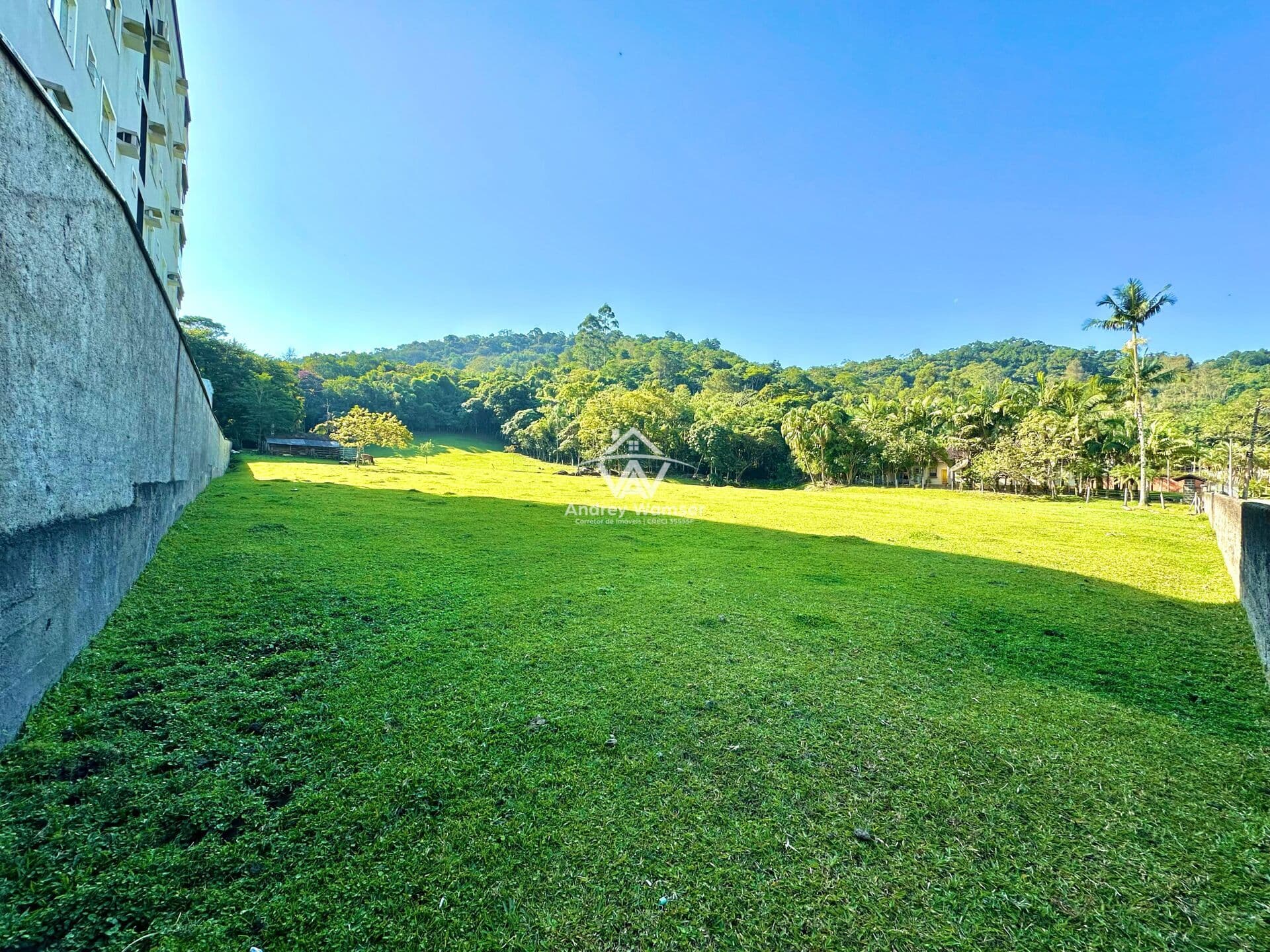 Terreno Com 20.616.000m² de área total com Frente de 90,95metros