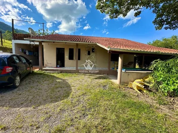 Casa à venda no Bairro dos Estados