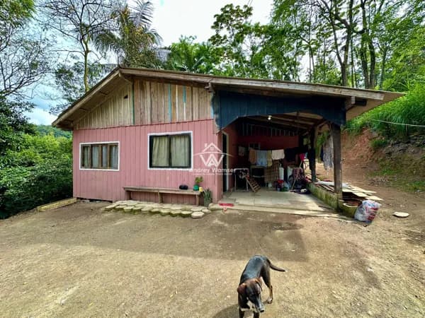 Casa à venda no Bairro dos Lagos em Rodeio