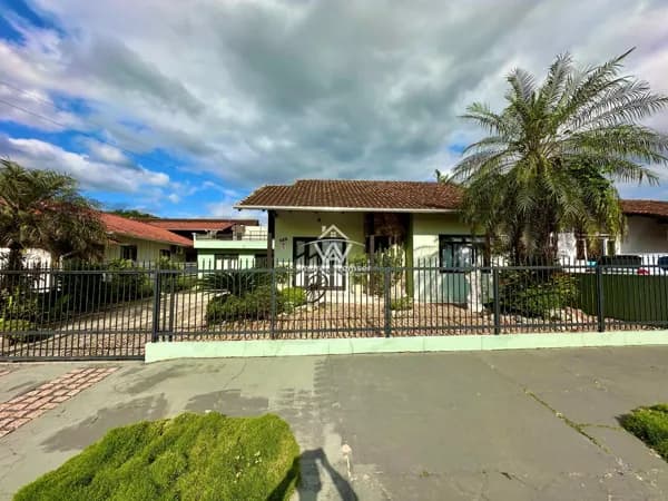 Casa à venda no Bairro Vila Germer em Timbó