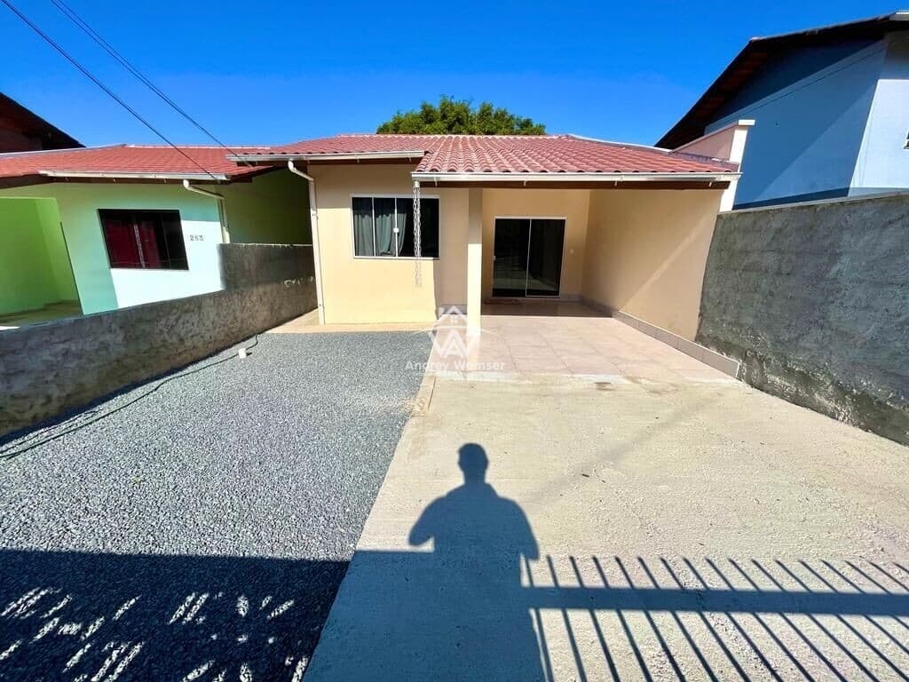 Casa no Bairro Araponguinhas