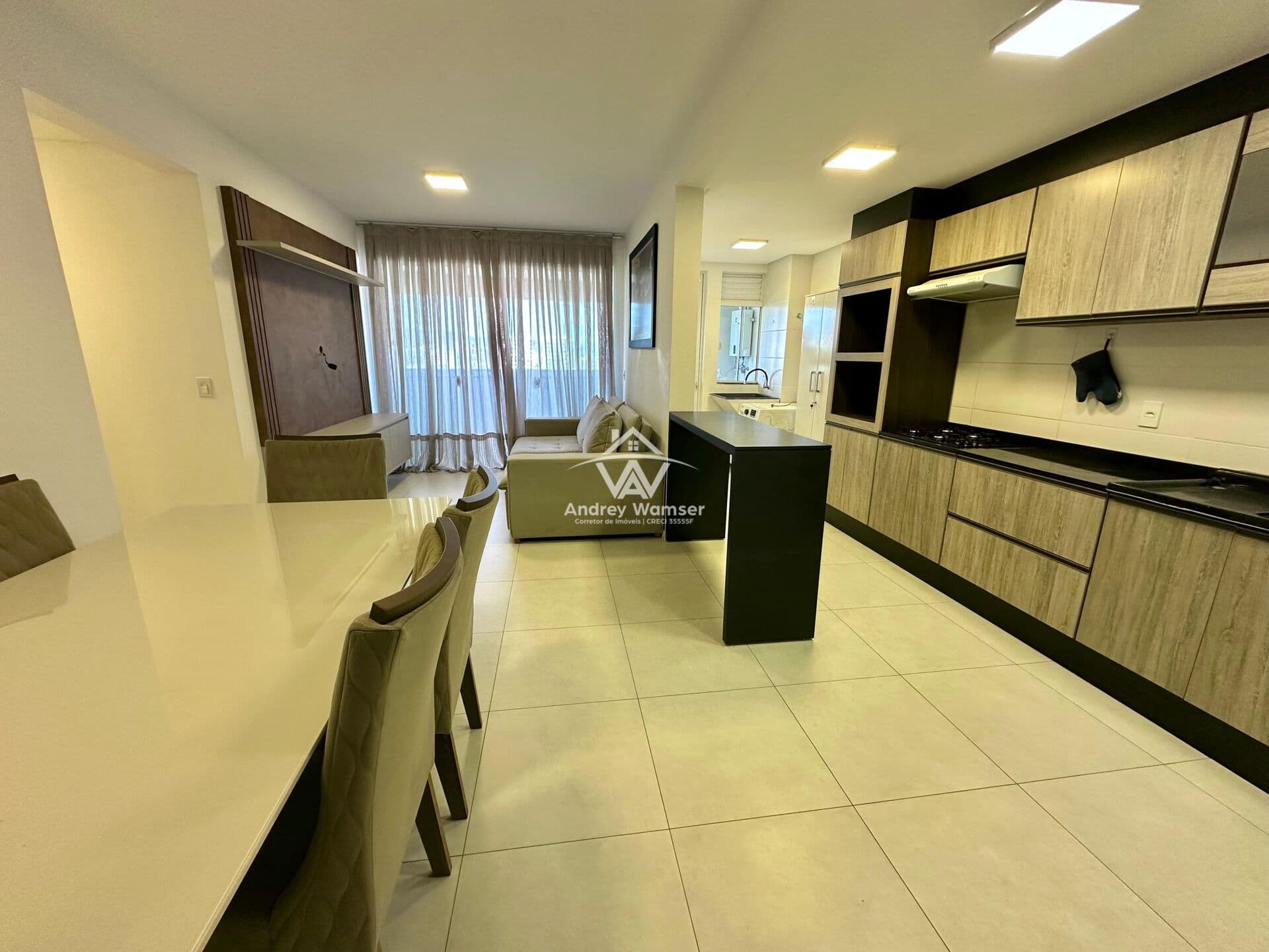 Apartamento semi mobiliado no Bairro Imigrantes