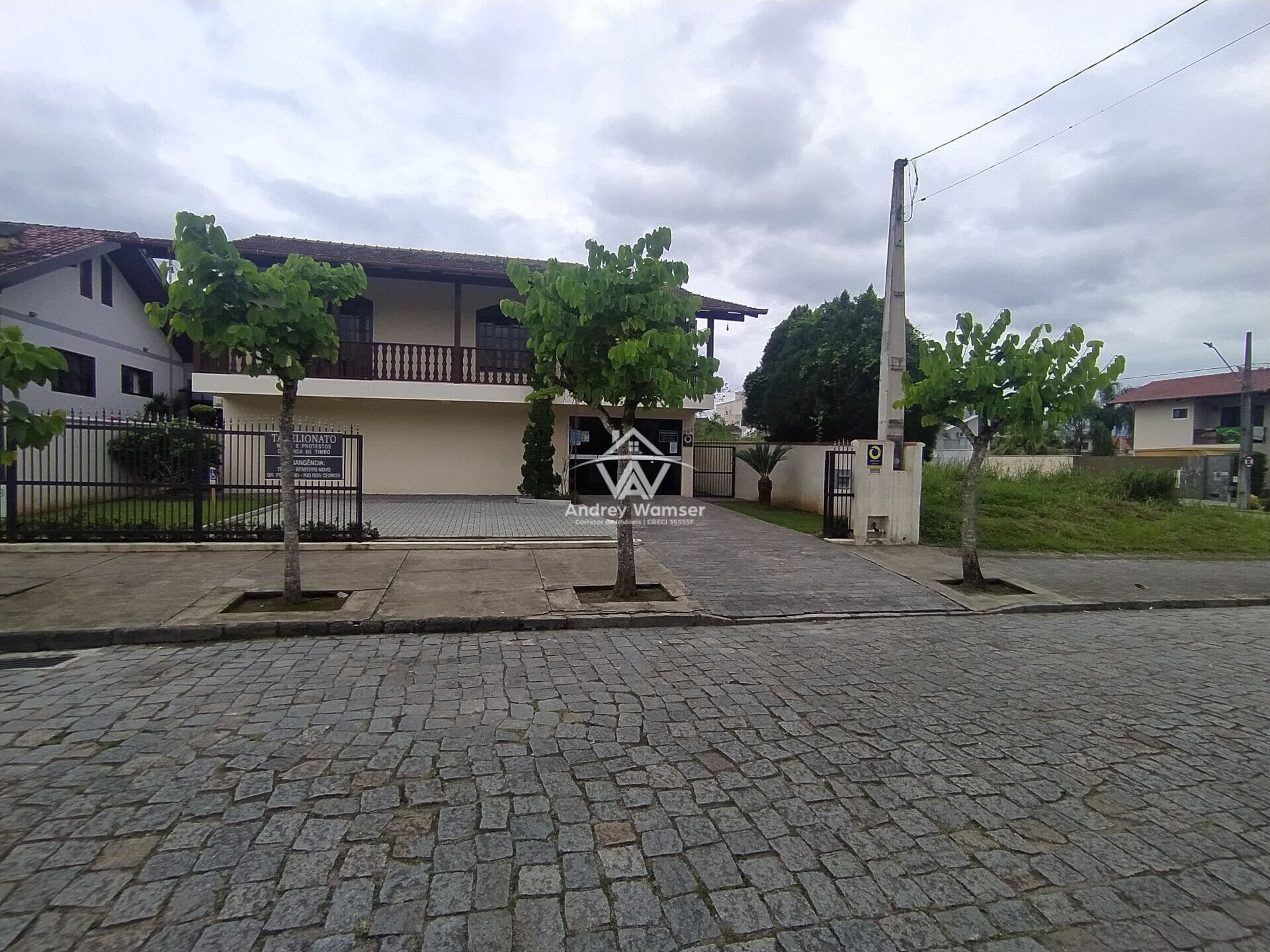 Residencial - Comercial