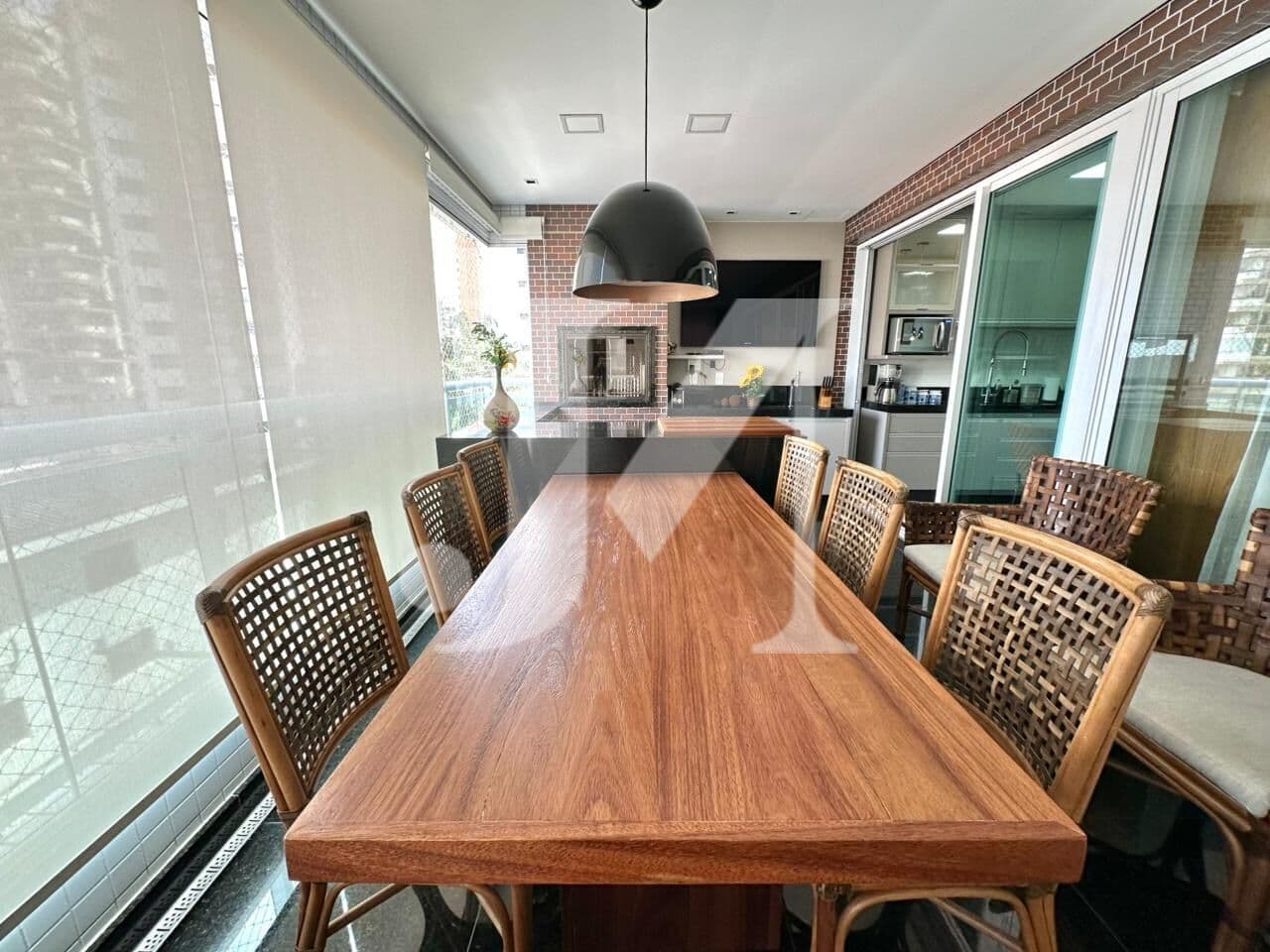 Apartamento Alto Padrão de 171m², 2 Dormitórios com 2 Suítes e 4 Vagas no Condomínio Edifício Maria Montessori 🏢