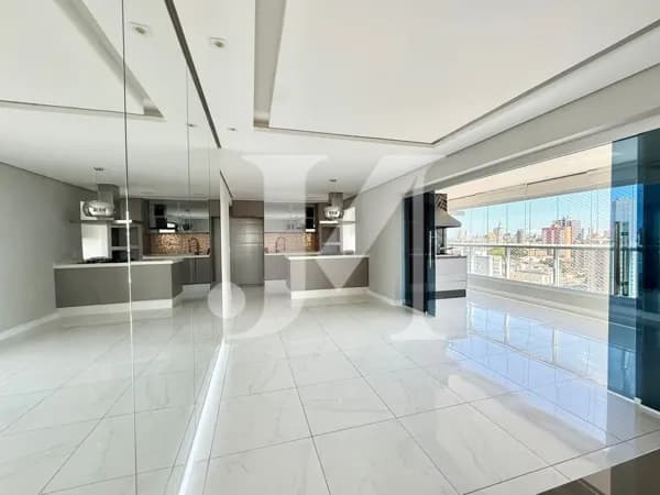 Apartamento de 92m², 2 Dormitórios, sendo 1 Suíte, Sala ampliada e 2 Vagas no Condomínio The Address. 🏢