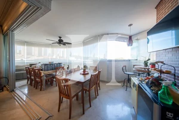 Apartamento Alto Padrão de 200m², 4 Dormitórios, sendo 2 Suítes e 4 Vagas no Condomínio Residencial Montalcini. - Jardim Anália Franco🏢