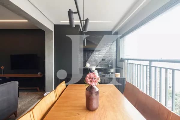 Apartamento padrão de 86m², 3 dormitórios sendo 1 suíte e 2 vagas no Condomínio Linea Home Resort. 🏢