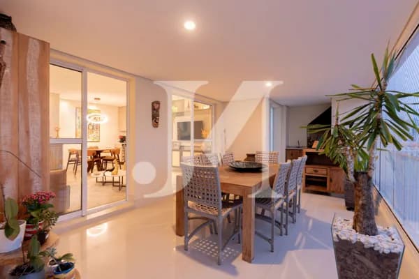 Apartamento Padrão de 122m², 2 Dormitórios, um contendo closet, todos Suítes e 3 Vagas no Condomínio Serenitá - Vila Regente Feijó 🏢
