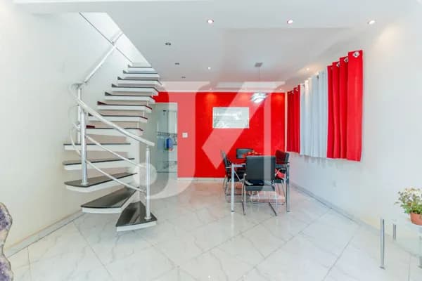 Casa Sobrado de 193m², 3 dormitórios, sendo 1 suite 2 vagas de garagem - Vila Formosa.🏡