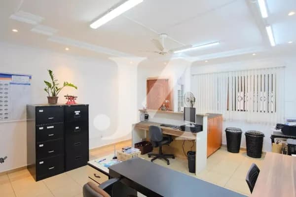Casa Sobrado Padrão de 180m², 3 Dormitórios sendo 1 Suíte e 2 Vagas - Vila Carrão. 🏢
