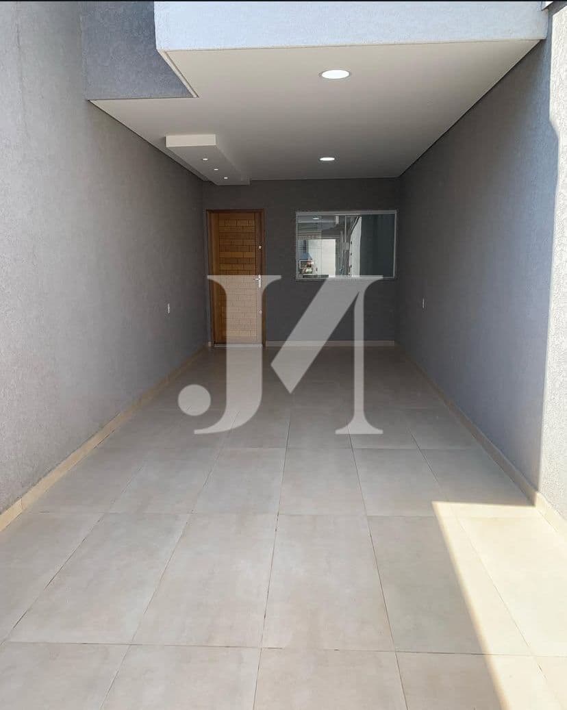 Casa Sobrado Padrão - Novo de 106m², 3 Dormitórios e 1 suíte e 4 Vagas no Vila Santa Isabel. 🏢