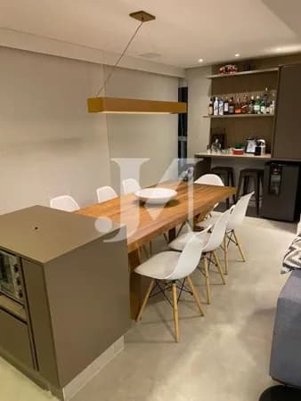 Apartamento de 92m², 2 Dormitórios com 2 Suítes e 3 Vagas no Condomínio The Address.