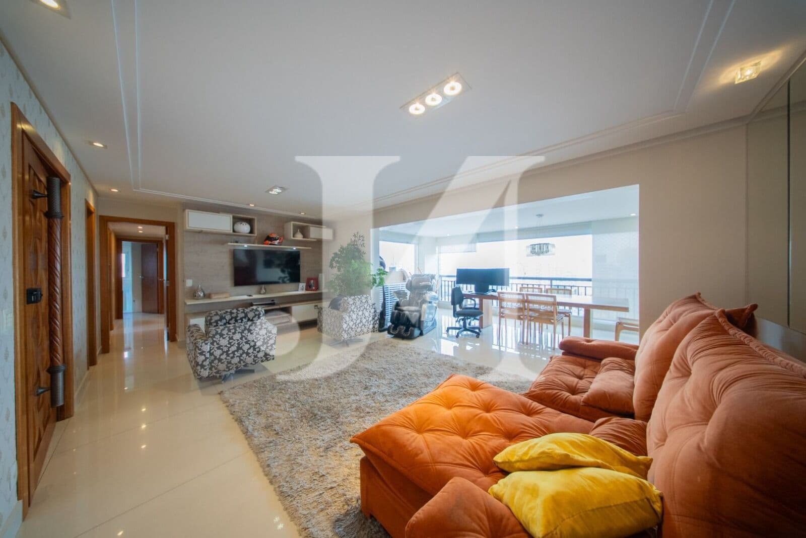 Apartamento de 176m², 4 Dormitórios, sendo 3 Suítes e 3 Vagas no Condomínio Central Park 🏢