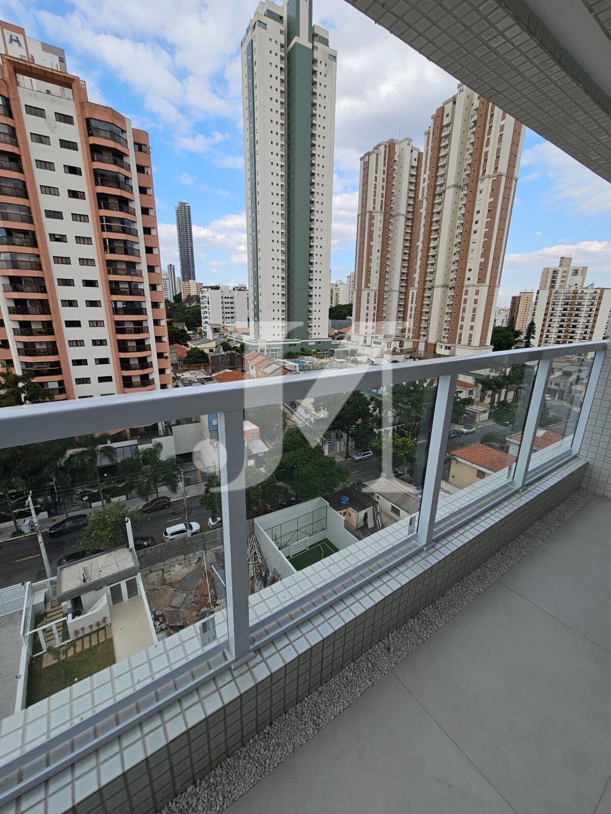Apartamento Padrão de 81m², 2 Suítes e 2 Vagas com Deposito no Condomínio Villa de Coimbra - Tatuapé