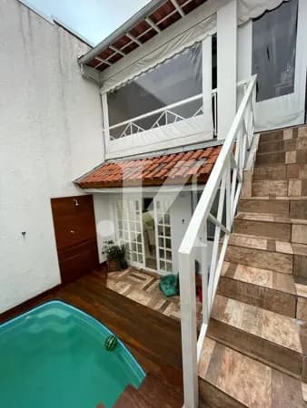 Casa Sobrado de 200m², 4 Dormitórios, e 4 Vagas de garagem - Vila Formosa.🏡