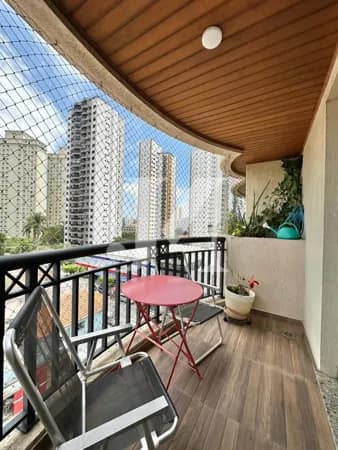 Apartamento Padrão de 85m², 3 Dormitórios e 1 Suíte e 2 Vagas - Condomínio Edifício Villa Mayor - Tatuapé. 🏢