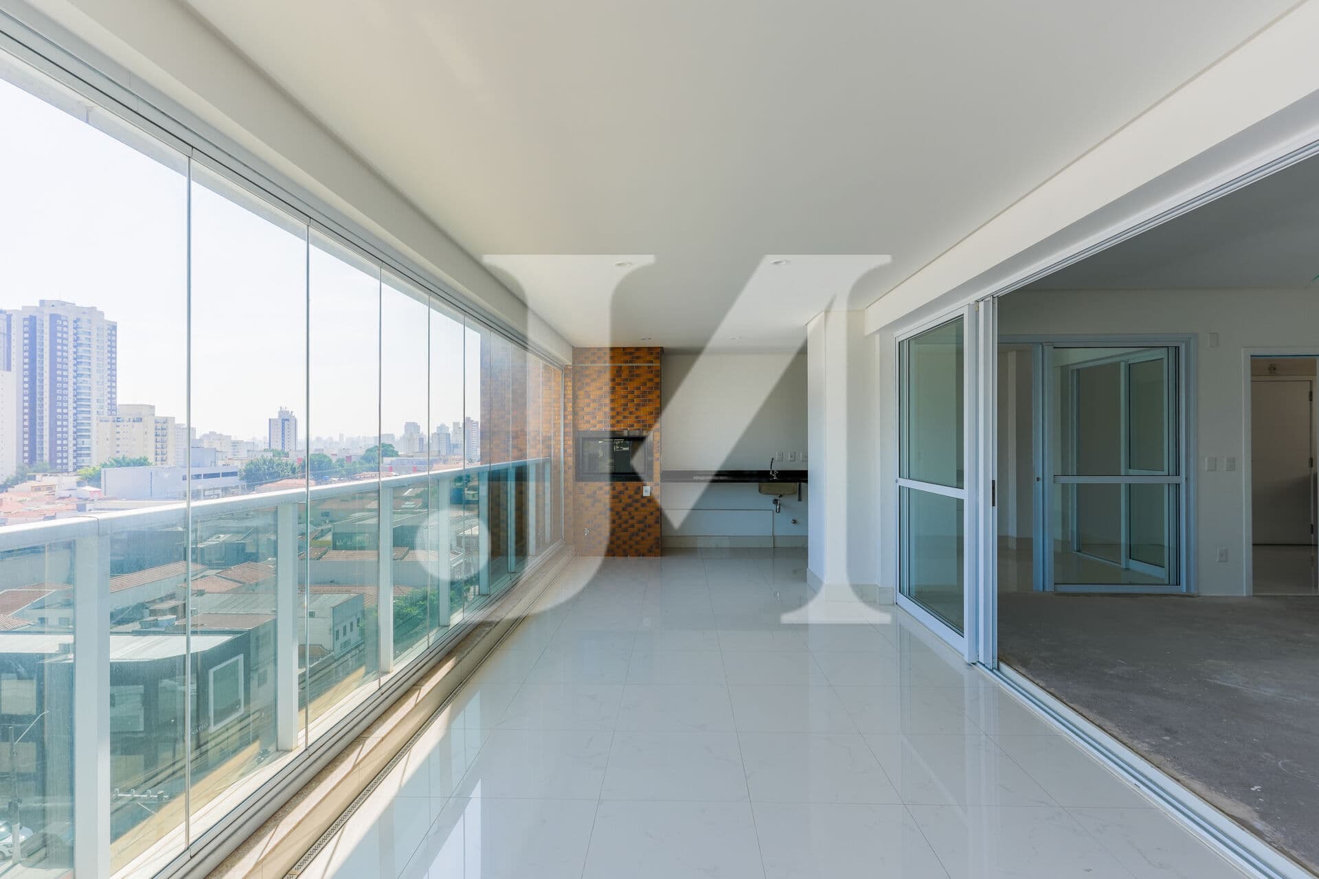 Apartamento de Alto Padrão de 227m² com 04 Dormitórios sendo todos súites, com depósito e 04 vagas de garagem, no Condomínio Alhambra de Granada - Altos do Tatuápe! 🏢
