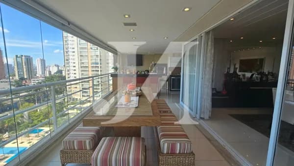 Apartamento Alto Padrão de 224m², 3 Dormitórios, todos Suítes e 4 Vagas no Condomínio MontSerrat Club - Tatuapé 🏢