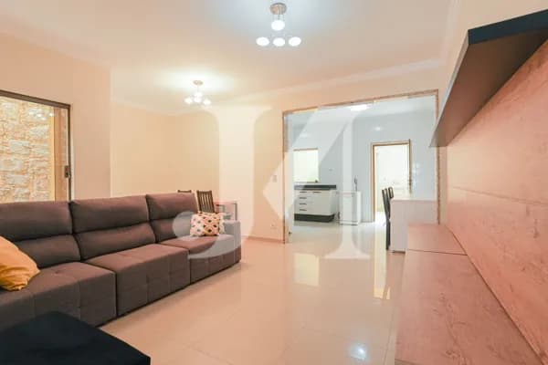 Casa Sobrado de 200m² com 3 suítes e 2 vagas - Bairro do Tatuapé 🏢