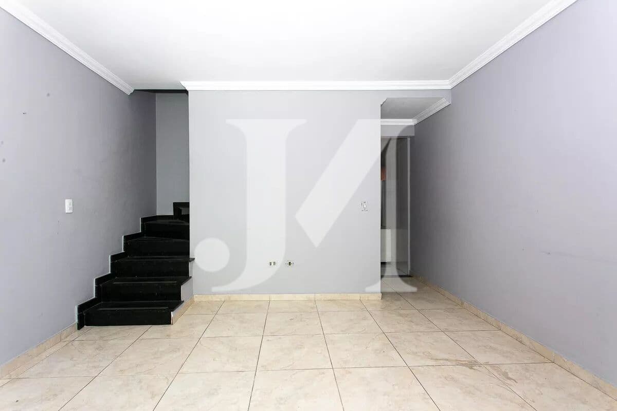 Sobrado Padrão de 80m², 2 Dormitórios, sendo 2 Suítes e 2 Vagas no Tatuapé 🏢