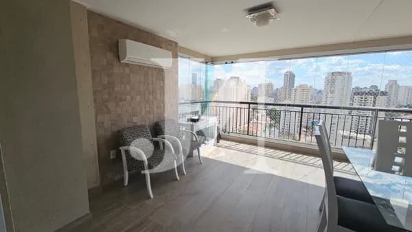 Apartamento Alto Padrão de 123m², 2 Dormitórios com 1 Suíte e 2 Vagas no Condomínio Giardino de San Felipe - Tatuapé 🏢