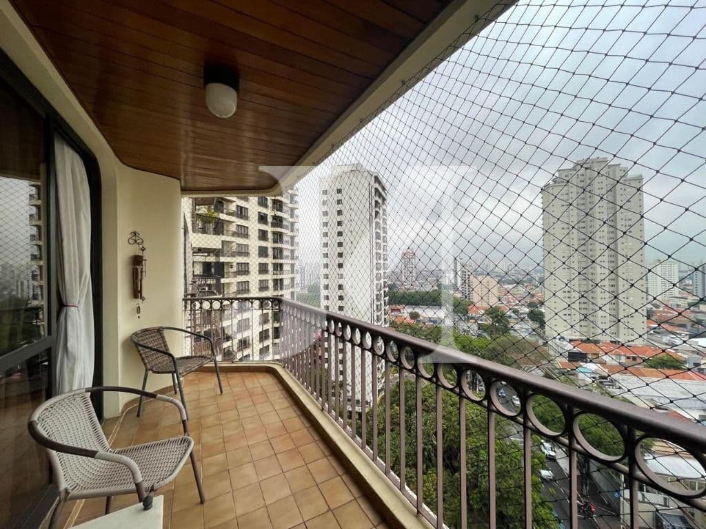 Apartamento Padrão de 150m², 4 Dormitórios com 3 Suítes e 3 Vagas no Condomínio Edifício Genova e Barcelona - Tatuapé🏢
