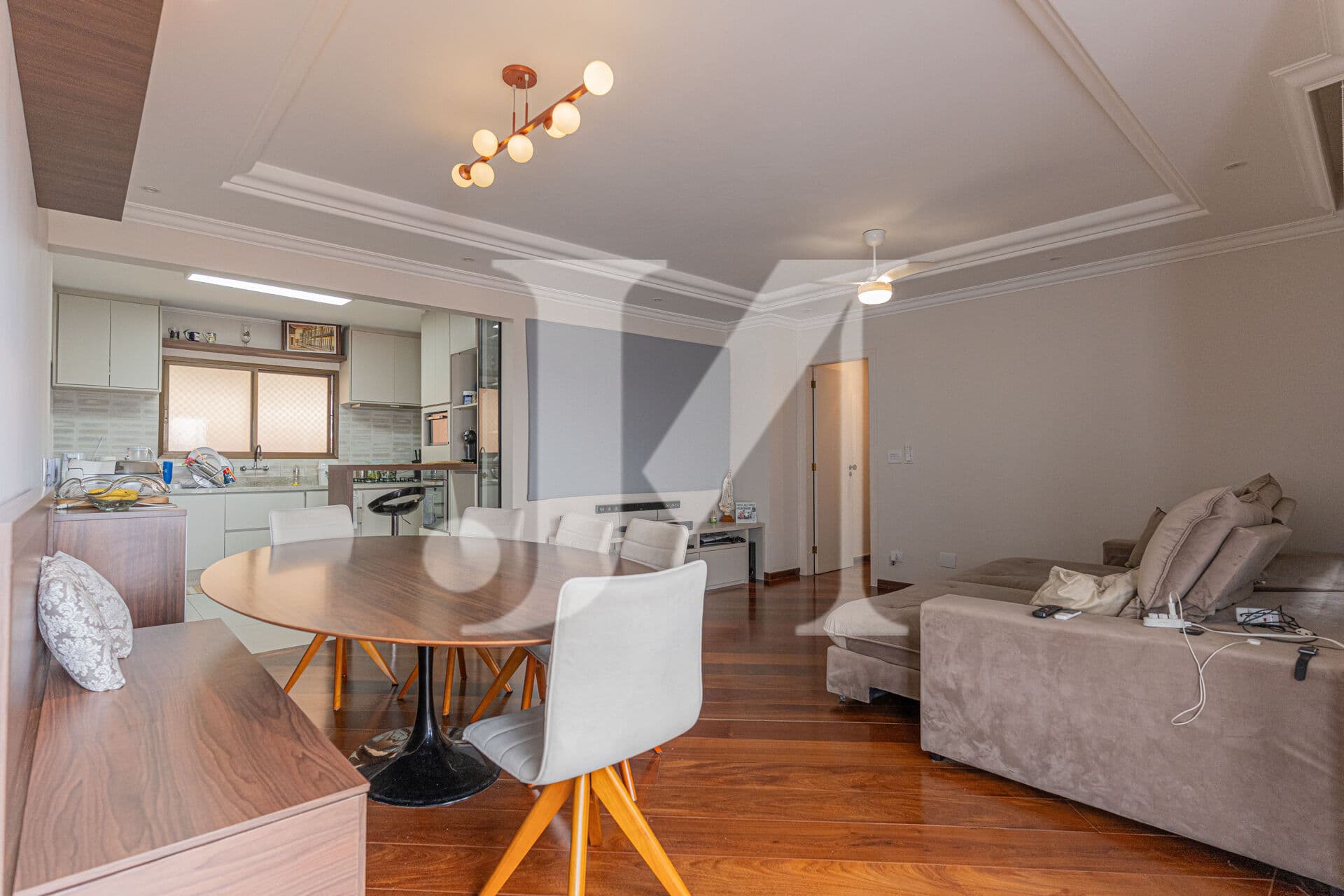 Apartamento Padrão de 120m², 3 Dormitórios com 1 Suíte Porteira Fechada e 2 Vagas no Condomínio Edifício Barroco II - Vila Carrão 🏢