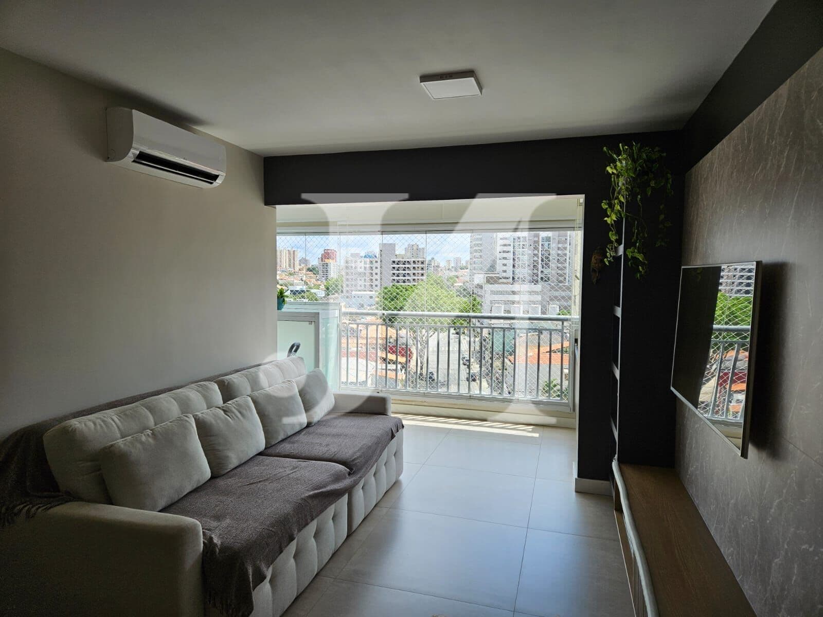Apartamento de 75m² com 2 quartos, 1 suíte e 2 vagas para venda no Condomínio Edifício Sophia - Vila Carrão