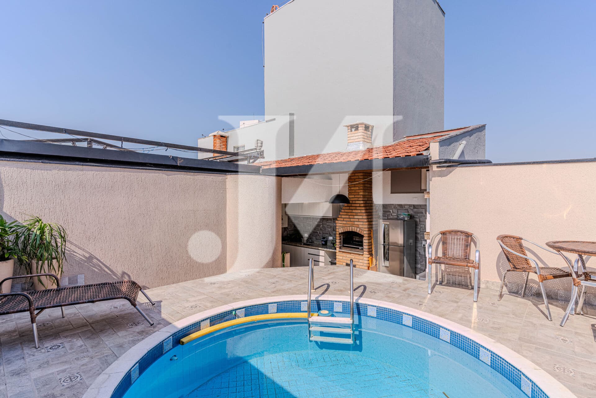 Cobertura Duplex de 149m², 3 Dormitórios com 3 Vagas no Condomínio Maison Copan.