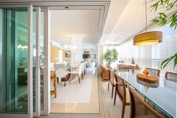Apartamento Alto Padrão de 177m², 3 Dormitórios, todos Suítes e 4 Vagas no Condomínio Conquest - Anália Franco 🏢