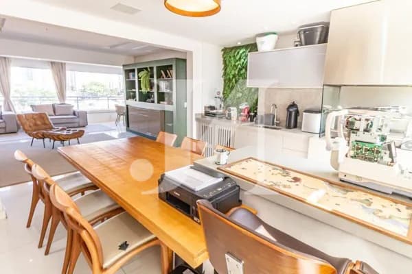 Apartamento Alto Padrão de 209m², 3 Suítes e 4 Vagas no Condomínio Rossi Itapeti 🏢