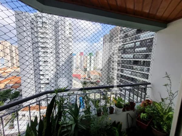 Apartamento de 85m², 2 Dormitórios sendo 1 Suíte, Sala ampliada e 2 Vagas no Condomínio Milano.