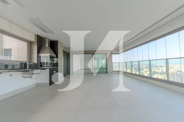 Apartamento Alto Padrão de 337m², 5 Dormitórios com 5 Suítes e 5 Vagas no Condomínio Residencial Figueira 🏢