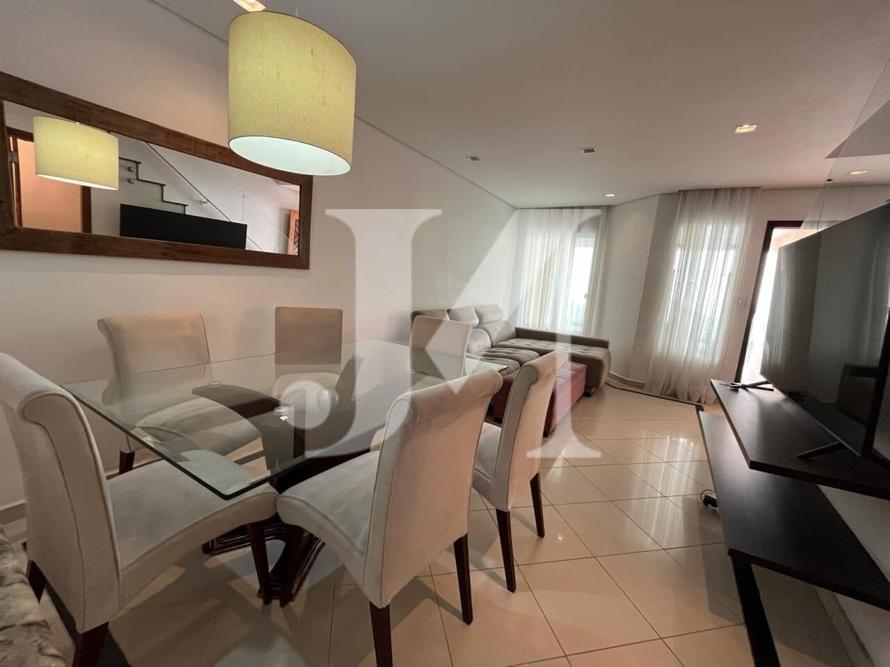 Casa Sobrado Em Condomínio Fechado de 180m² com dormitórios, sendo 1 suíte com 2 vagas - Vila Formosa 🏢