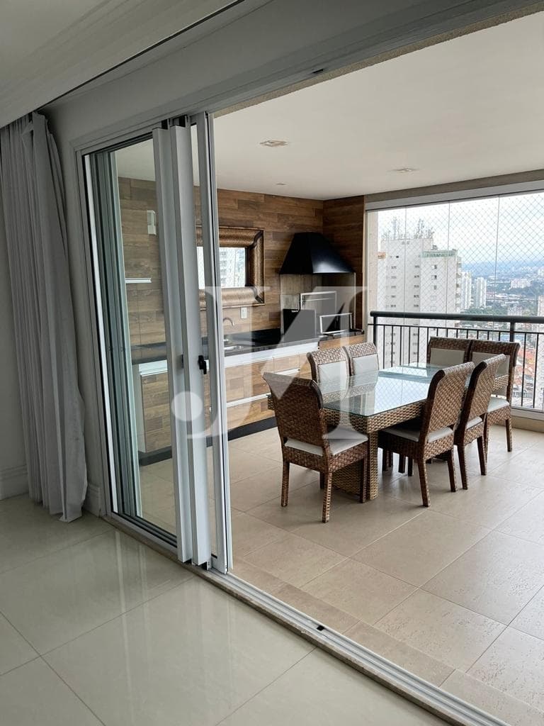 Apartamento de 190m², 3 Dormitórios com 3 Suítes e 4 Vagas no Condomínio Splendor Tatuapé