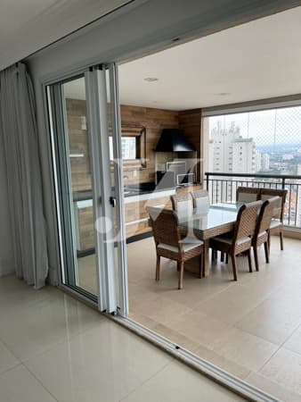 Apartamento de 190m², 3 Dormitórios com 3 Suítes e 4 Vagas no Condomínio Splendor Tatuapé