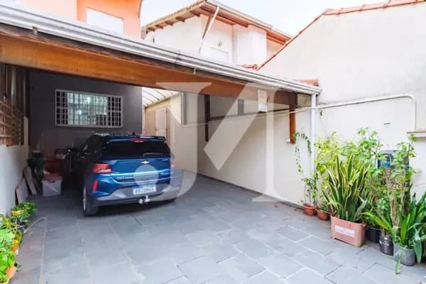 Casa Sobrado de 283m², 5 Dormitórios sendo 3 Suítes e 3 Vagas de Garagem - Penha 🏢