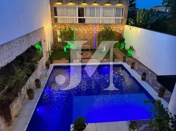 Casa sobrado de 600m², Com fino acabamento com 4 suítes, 7 banheiros - Mooca 🏢