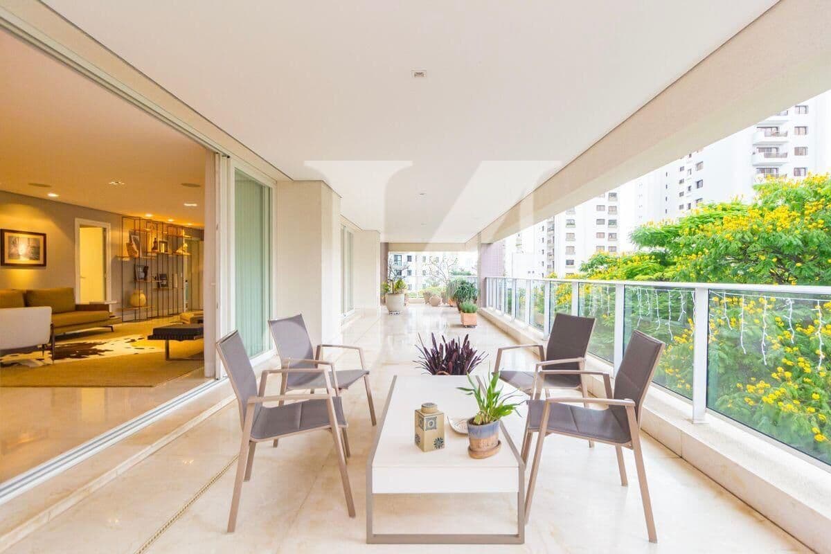 Apartamento Alto Padrão de 392m² - 4 Dorms, 3 Suítes, 5 Vagas - Torre Única, Ampla Varanda Gourmet e Hall Privativo, Depósito - Condomínio Magnifique Anália Franco. 🏢