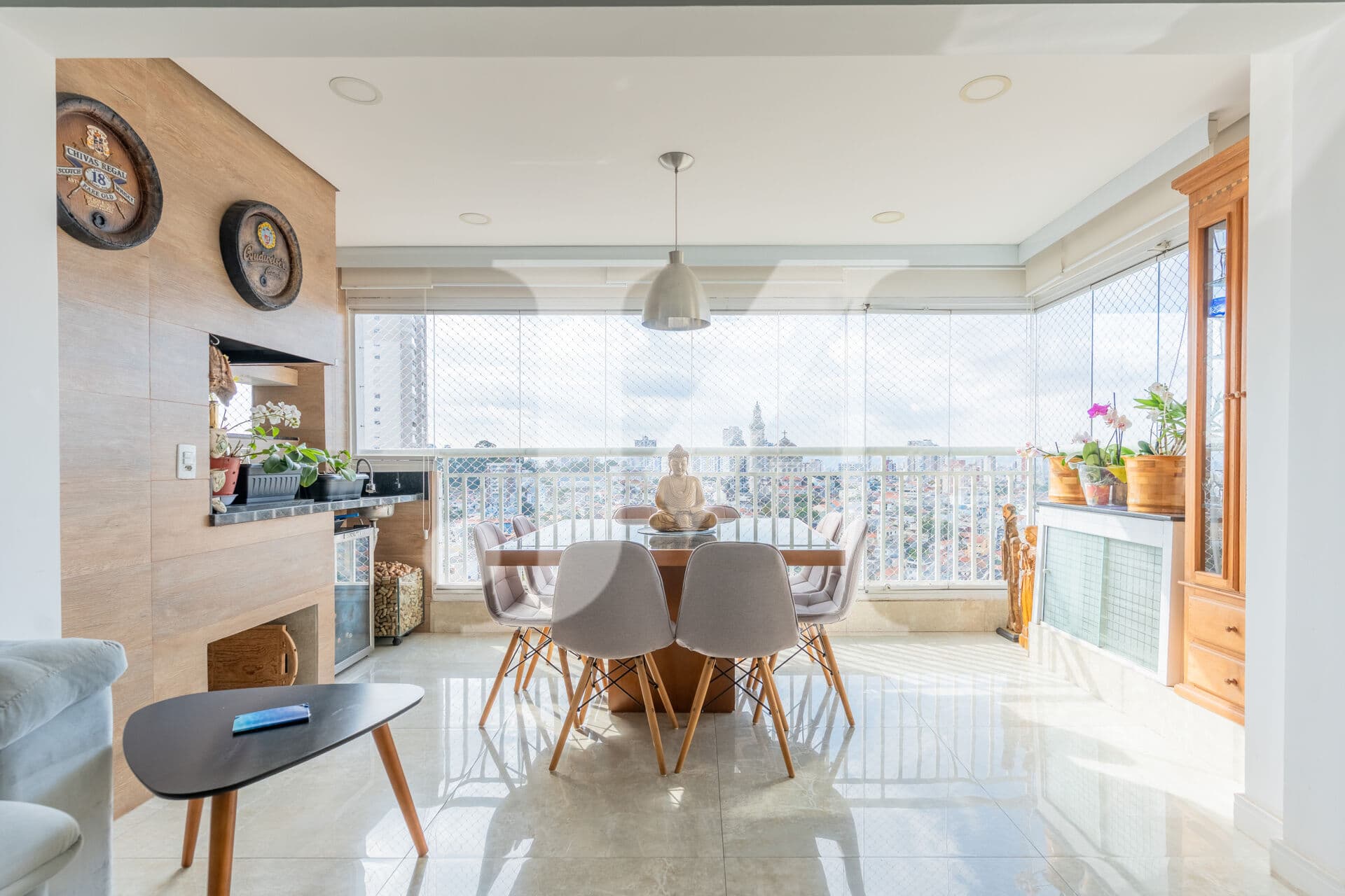 Apartamento Padrão de 82m² com Varanda Gourmet, 2 Dormitórios, 1 Suíte, Sala ampliada e 2 Vagas e 1 Depósito no Condomínio Momento Boulevard 🏢