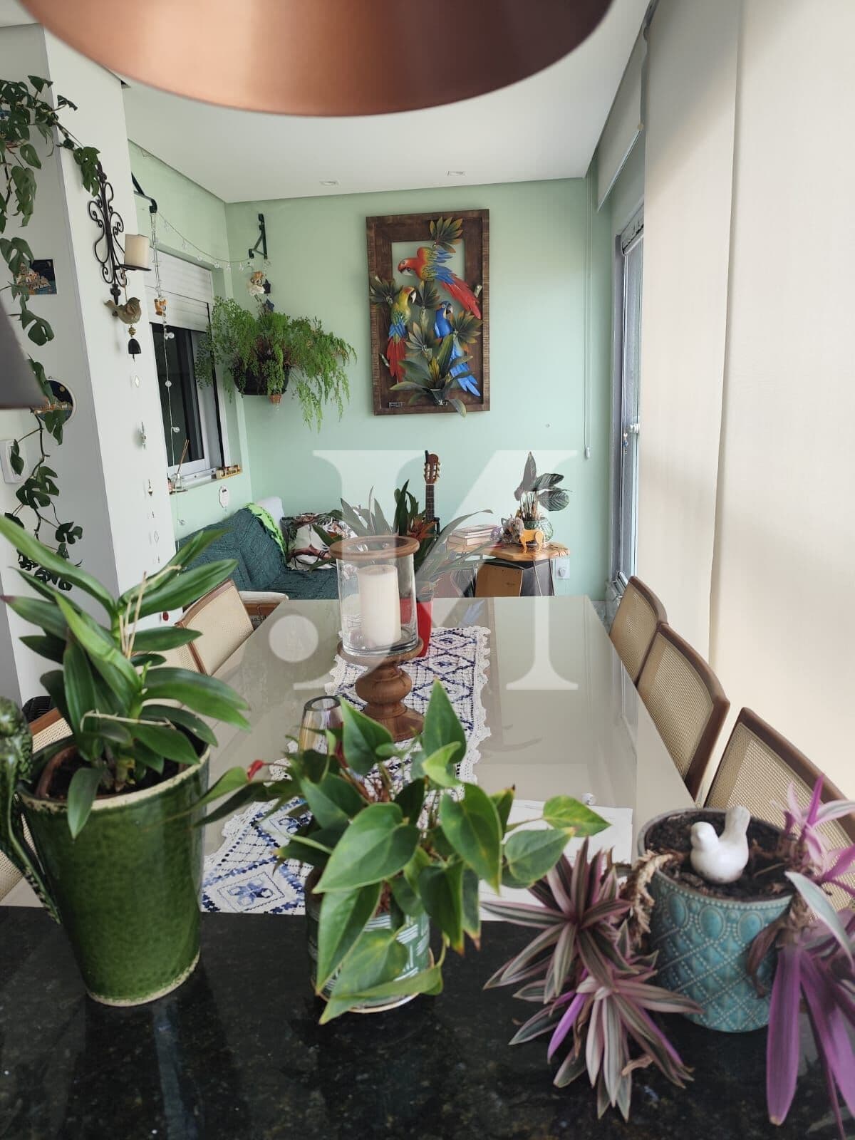 Apartamento Padrão de 84m², 2 Dormitórios sendo 2 Suítes e 2 Vagas no Condomínio Boulevard dos Cristais - Tatuapé 🏢