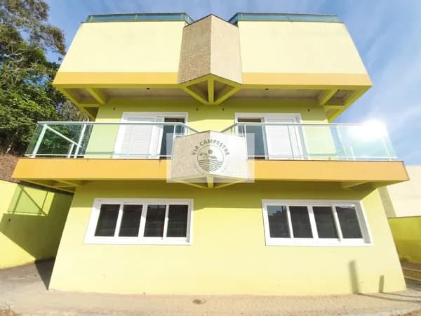 Casa Triplex em Glória, Joinville/SC