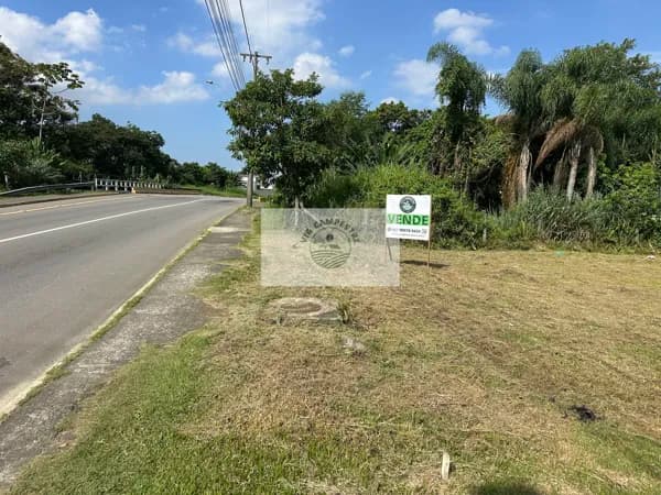 Terreno comercial com 504,00 m² no Vila Nova, frente para a rua São Firmino, poucos metros da Rodovia do Arroz