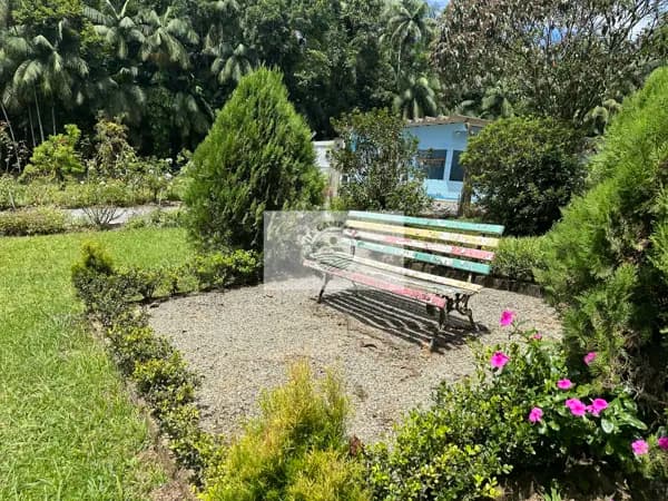 Sítio com 109.509 m2 no Vila Nova, casa com 3 dormitorios, terreno com riachos e nascente