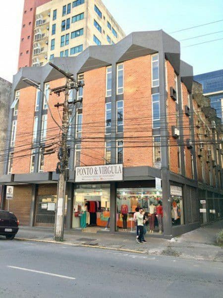 Sala comercial no centro de Joinville