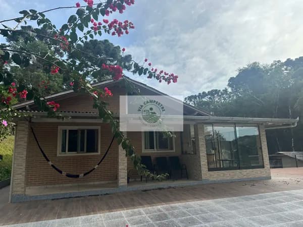 Sítio com 30.406 m², casa com 3 dormitorios, lagos, riacho, araucarias, porteira fechada, em Fragosos