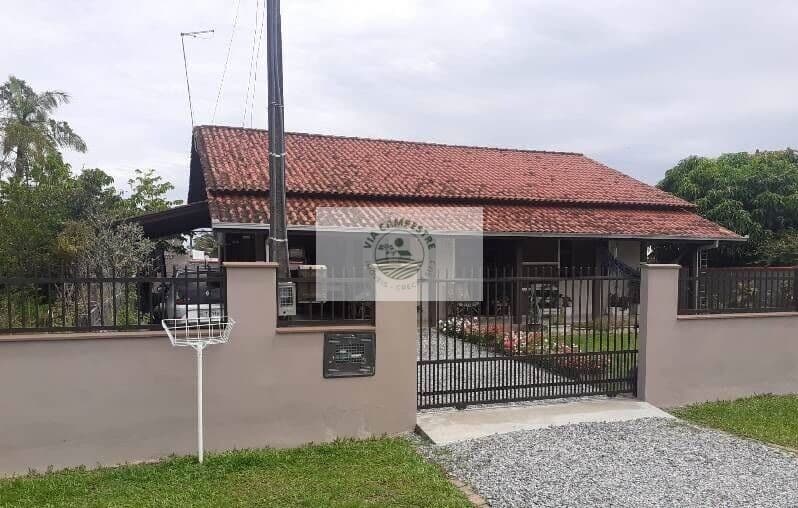 Excelente Casa próximo a lagoa Maria Fernanda em Barra do Sul