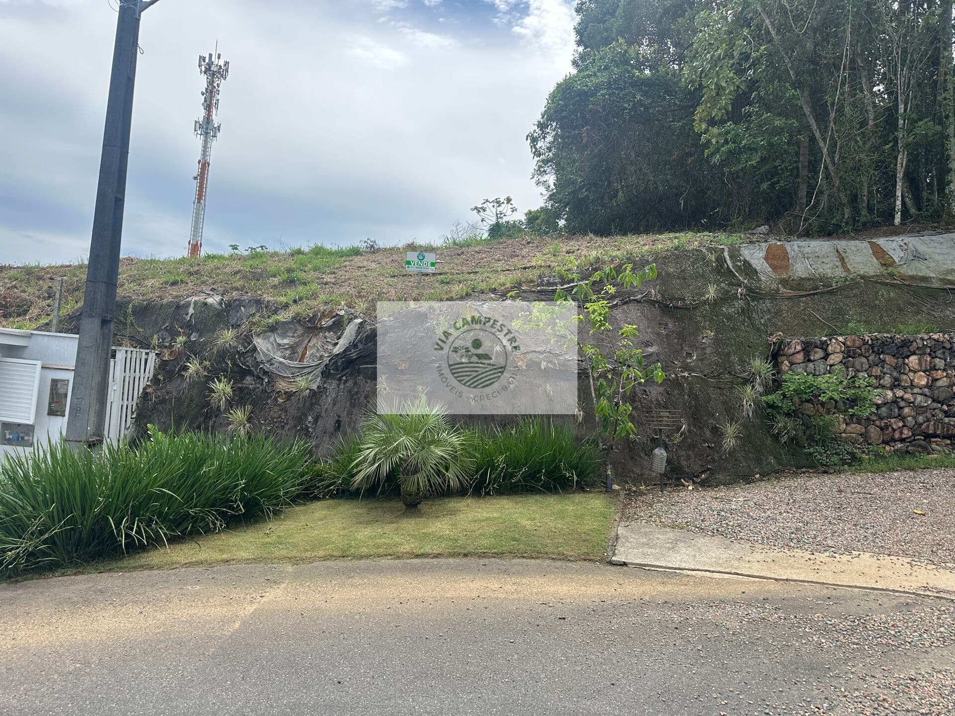 Terreno nobre no Costa e Silva, com 3.934 m², único na região, lugar alto com linda vista