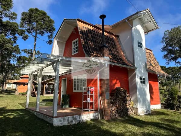 Sítio com 50.000 m², todo estruturado, com 2 chalés, salão para eventos, ranchos, lagos, aceita permuta
